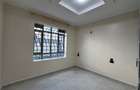 4 Bed House with En Suite in Eastern ByPass - 12