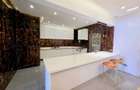 3 Bed Apartment with En Suite at Links Road - 4