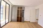 5 Bed Townhouse with En Suite at Lavington Green - 13