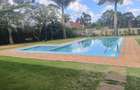 4 Bed House with En Suite in Ridgeways - 4