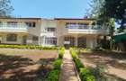 6 Bed House with En Suite in Nyari - 1