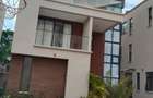 5 Bed Townhouse with En Suite in Lavington - 2