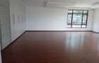 5 Bed Townhouse with En Suite in Runda - 20