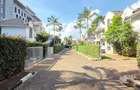 4 Bed Townhouse with En Suite at Lavington Green - 6