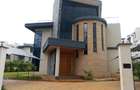 4 Bed Villa with En Suite in Westlands Area - 1