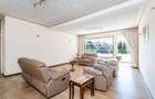 5 Bed Apartment with En Suite in Parklands - 2