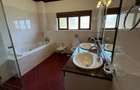 4 Bed Villa with En Suite at Westlands - 7