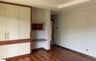 Serviced 4 Bed Apartment with En Suite at Riverside Drive - 10