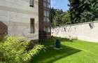 6 Bed House with En Suite in Lavington - 15