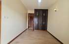 3 Bed Apartment with En Suite at Parkland - 8