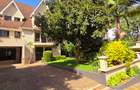 5 Bed Townhouse with En Suite at Lavington Green - 5