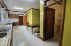 5 Bed House with En Suite in Gigiri - 9