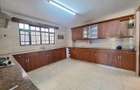 4 Bed Townhouse with En Suite at Lavington - 6