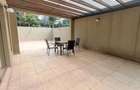 5 Bed House with En Suite in Lavington - 4