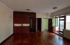 5 Bed Townhouse with En Suite in Kileleshwa - 4