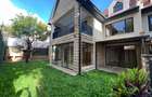 7 Bed Townhouse with En Suite at Covent Dr - 19