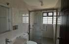 5 Bed Townhouse with En Suite in Runda - 16