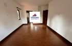 5 Bed Townhouse with En Suite in Gigiri - 7