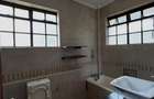 5 Bed Townhouse with En Suite in Lavington - 10