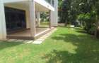 5 Bed Townhouse with En Suite in Westlands Area - 12