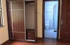 5 Bed Villa with En Suite at Lavington - 18