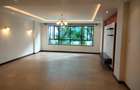 3 Bed Apartment with En Suite at Located In Parklands Few Minutes Drive To Gigiri - 14