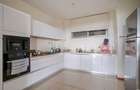 3 Bed Apartment with En Suite in Parklands - 3