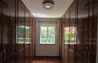 5 Bed Townhouse with Swimming Pool in Rosslyn - 10