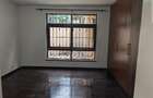 5 Bed Townhouse with En Suite in Lavington - 7