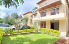5 Bed Townhouse with En Suite at Lavington - 1