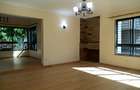 5 Bed House with En Suite in Lavington - 19