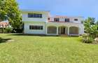 4 Bed House with En Suite in Runda - 15