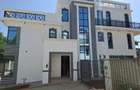 5 Bed Townhouse with En Suite in Lavington - 17