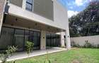 5 Bed Villa with En Suite at Lavington - 14