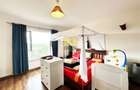 3 Bed Apartment in Parklands - 10