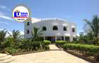 5 Bed House with En Suite in Watamu - 12