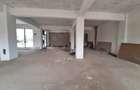 1,532 ft² Commercial Property with Service Charge Included in Thome - 1