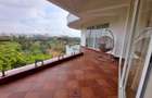 4 Bed Apartment with En Suite at City Park Drive - 3