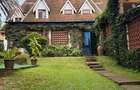 7 Bed House with En Suite in Runda - 1