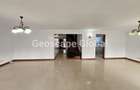 5 Bed Townhouse with En Suite in Westlands Area - 6