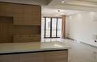 3 Bed Apartment with En Suite in Riverside - 3
