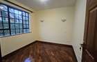 4 Bed Townhouse with En Suite in Kiambu Road - 8