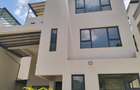 5 Bed Townhouse with En Suite in Lavington - 20