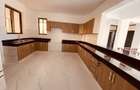 3 Bed Apartment with En Suite in Nyali Area - 8