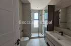 5 Bed House with En Suite in Runda - 14