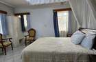 7 Bed House with En Suite in Thome - 16