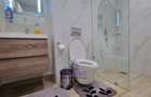 Serviced 2 Bed Apartment with En Suite at Riverside Dr - 10
