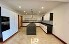 4 Bed Apartment with En Suite in Parklands - 2