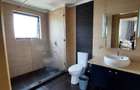 Serviced 2 Bed Apartment with En Suite at Brookside Drive - 7