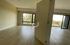 2 Bed Apartment with En Suite in Riverside - 20